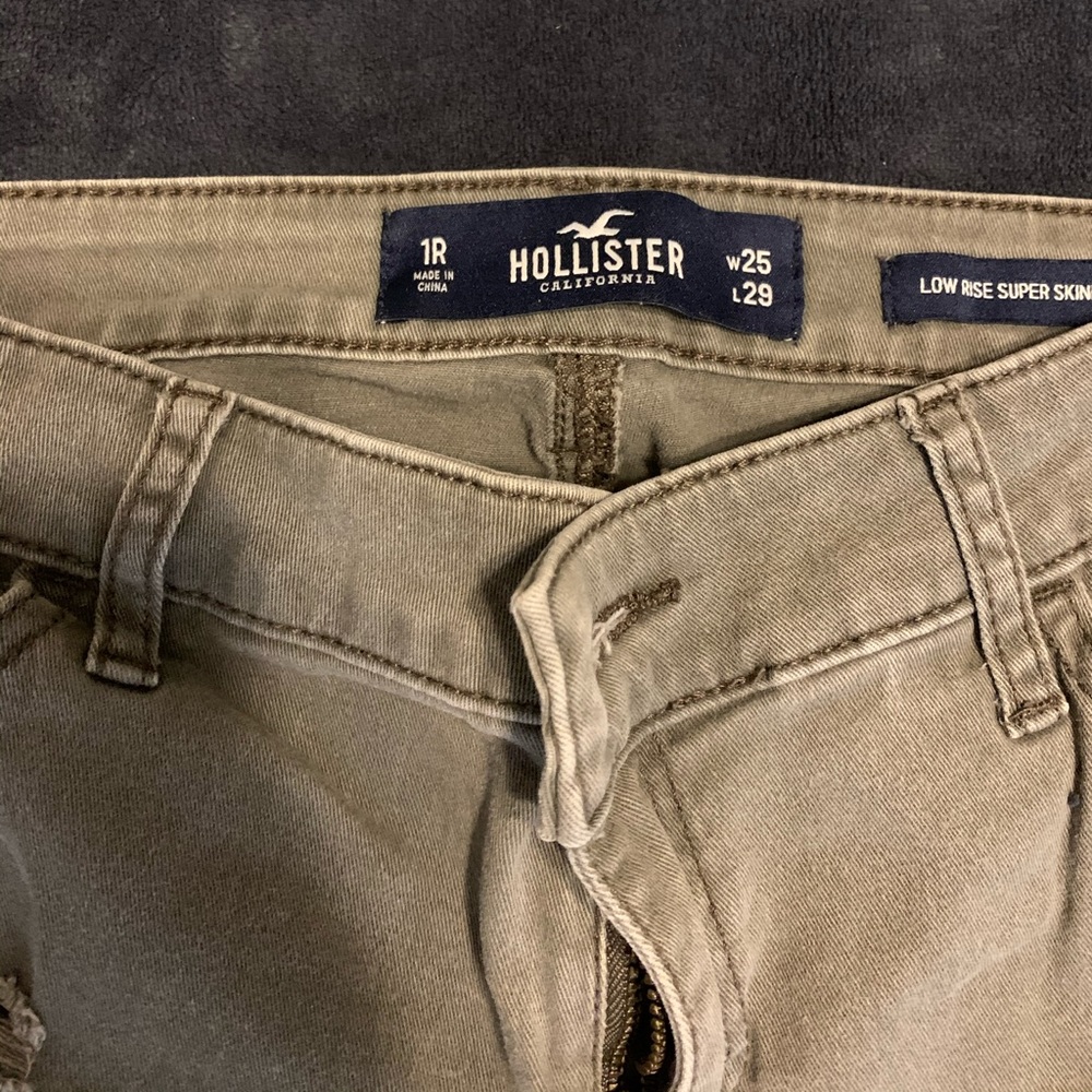 Hollister jeans